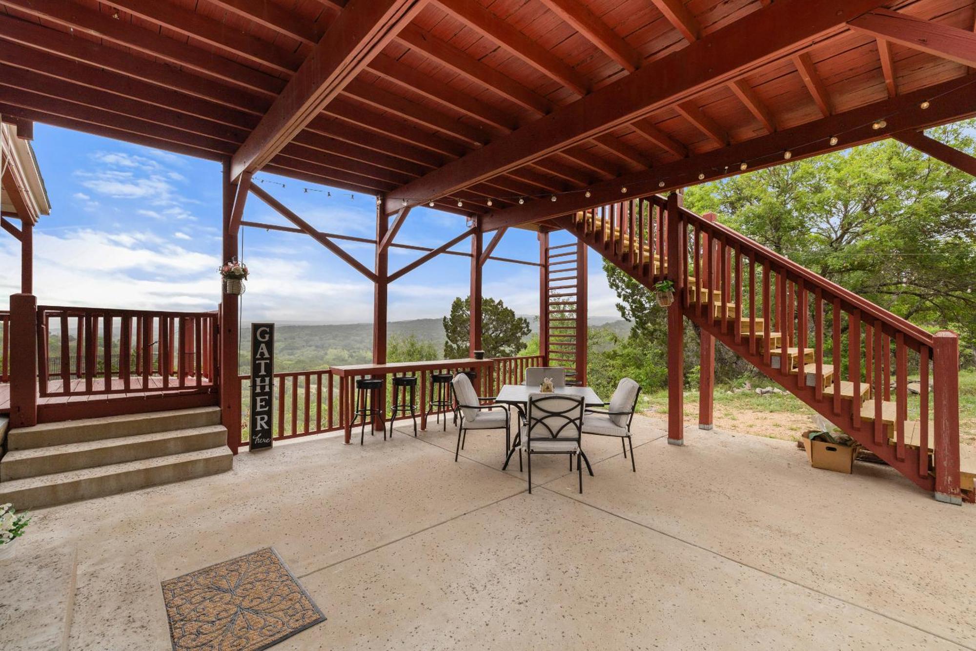 Entire 2Br 2Ba Hilltop View Home Sleeps 7 Pets 4 Acres Jacuzzi Central Ac Kingbeds Free Wifi-Parking Kitchen Washerdryer Starry Terrace Two Sunset Dining Patios Grill Stovetop Oven Fridge Onsitewoodedhiking Wildlife Coveredpatio4Pets & Birds Singing! Marble Falls Exterior foto